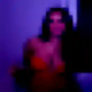 Loubna (34 ans) à Boé propose une rencontre aujourd'hui
