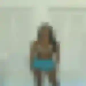 Photo de Syrine à Bois-Guillaume (37 ans) - beurette anonyme