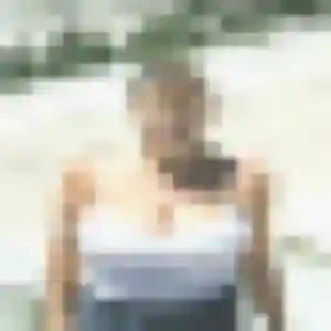 Photo sexy de Emna, 26 ans à Boisredon - plan discret