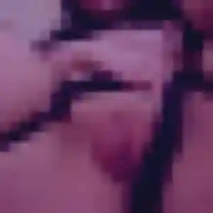 Wahiba, 24 ans, connectée à Boisset-Saint-Priest pour une rencontre coquine