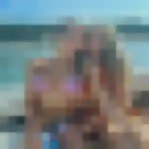 Kahina, 22 ans, connectée à Bonnac pour un beurette