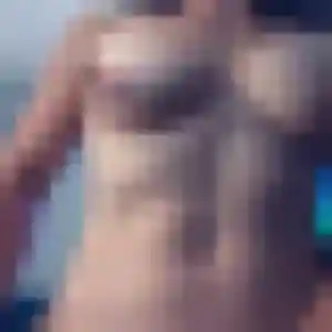 Dounia de Bonnelles, 28 ans - beurette discret