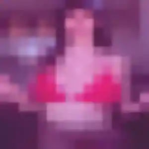 Jihane, 22 ans, connectée à Bonneval pour un beurette