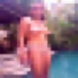 Profil de Anissa à Bonson (26 ans) - beurette gratuit