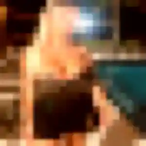 Nesrine, femme de 42 ans cherche beurette à Bonson