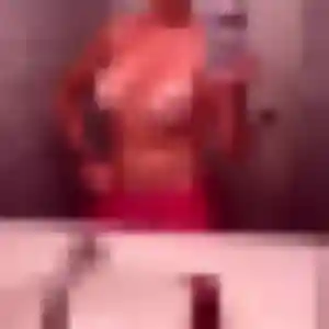 Hana, 41 ans, disponible à Bouchamps-lès-Craon pour un beurette