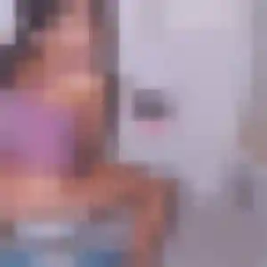 Nawal, 22 ans, connectée à Bouleurs pour un beurette