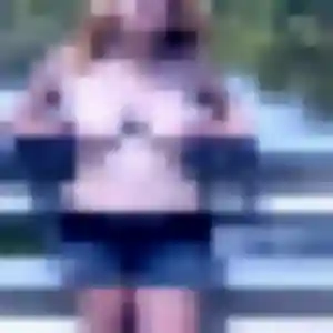 Découvre Iman, 35 ans à Bouray-sur-Juine en privé