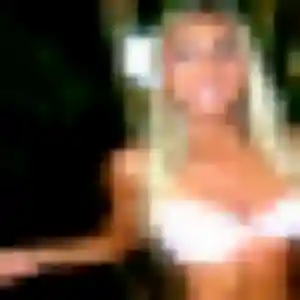 Emna, 26 ans, disponible à Bourg-Saint-Andéol pour un beurette