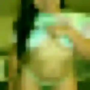 Sirine, fille de 23 ans cherche beurette à Bourmont-entre-Meuse-et-Mouzon