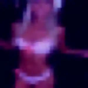 Sexy Hajar, 40 ans à Bournezeau - découvrir son profil