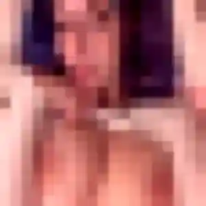 Meriem, 22 ans, en ligne à Brains-sur-Gée pour un beurette