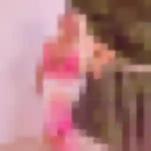 Lyna, 25 ans, en ligne à Brannay pour une rencontre coquine