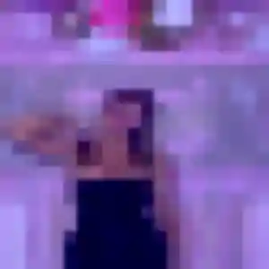 Photo de Najat à Branne (40 ans) - beurette discret