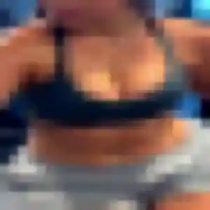 Dounia, 27 ans, disponible à Brassac pour une rencontre coquine