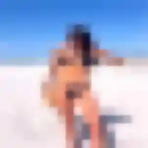 Rejoins Safia, 24 ans à Breuschwickersheim gratuitement