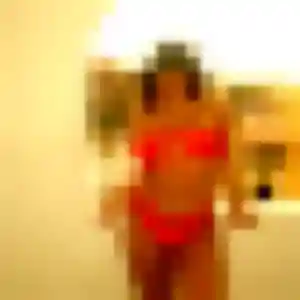 Zineb, 29 ans, dispo pour beurette à Brignon