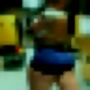 Zineb, 28 ans, connectée à Brionne pour un beurette