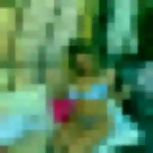 Photo de Nawal à Brochon (35 ans) - beurette discret