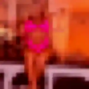 Iman, 31 ans, en ligne à Broût-Vernet pour un beurette