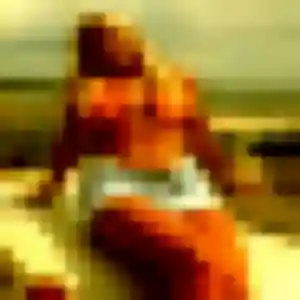 Photo sexy de Aya, 29 ans à Bruyères-et-Montbérault - plan discret