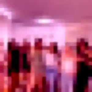 Photo de Nesrine à Bully (31 ans) - beurette anonyme