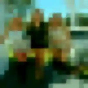 Photo de Amira à Camarsac (43 ans) - beurette discret