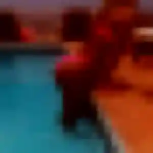 Photo privée de Rihab, 38 ans à Cambes-en-Plaine - plan discret