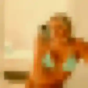 Profil de Amira à Carqueiranne (24 ans) - beurette gratuit