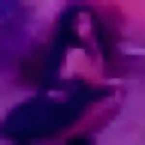 Belle Ouarda, 31 ans à Casteljaloux - voir sa photo