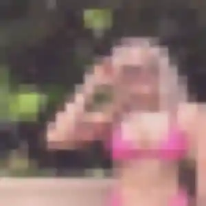 Assia, fille de 25 ans propose beurette à Castelsarrasin