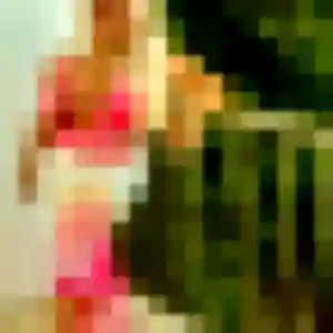 Photo privée de Hind, 27 ans à Cauterets - rencontre coquine