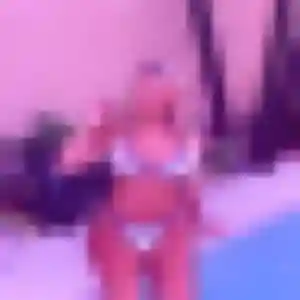 Nour, 22 ans, cherche un beurette à Cauville-sur-Mer