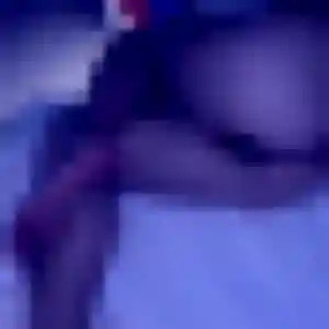 Fouzia, 25 ans, en ligne à Cerdon pour un beurette