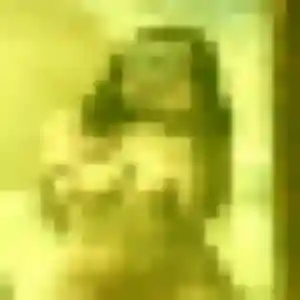 Ilham, 25 ans, connectée à Cescau pour une rencontre coquine