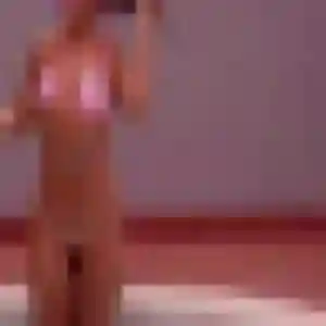 Katia, fille de 26 ans veut beurette à Cesson