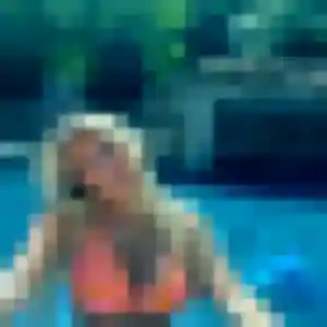 Charmante Rachida, 26 ans à Cézac - voir sa photo
