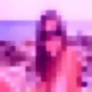 Hind, 22 ans, en ligne à Chalandray pour une rencontre coquine