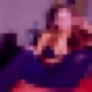 Dina (25 ans) à Chambon attend une rencontre rapidement