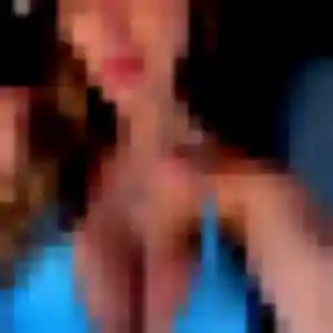 Leila, 33 ans, en ligne à Champagne-en-Valromey pour une rencontre coquine