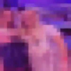 Rania, 43 ans, en ligne à Champis pour une rencontre coquine