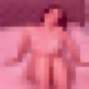 Photo de Feriel à Champniers (34 ans) - beurette discret