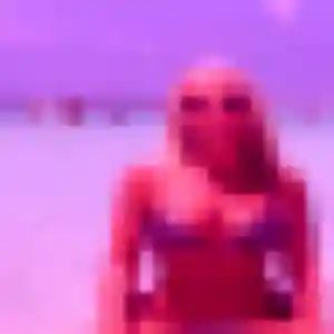 Photo de Zineb à Champs-sur-Tarentaine-Marchal (45 ans) - beurette gratuit