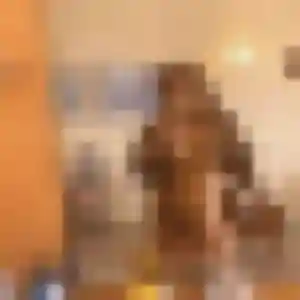 Emna, 45 ans, connectée à Chanteloup pour un beurette