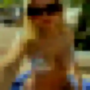Photo privée de Rim, 37 ans à Chanteloup - plan discret