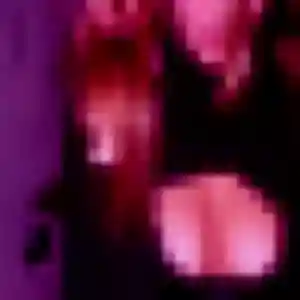 Samia, femme de 22 ans cherche beurette à Chantrigné