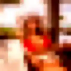 Rejoins Emna, 28 ans à Chaource gratuitement