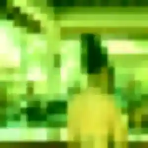 Nesrine, 38 ans, connectée à Charbonnières-les-Bains pour une rencontre coquine
