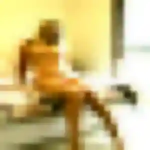 Rencontre Ouarda, 32 ans à Charbonnières-les-Vieilles en t'inscrivant