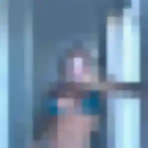 Belle Lamia, 24 ans à Charmes - voir sa photo